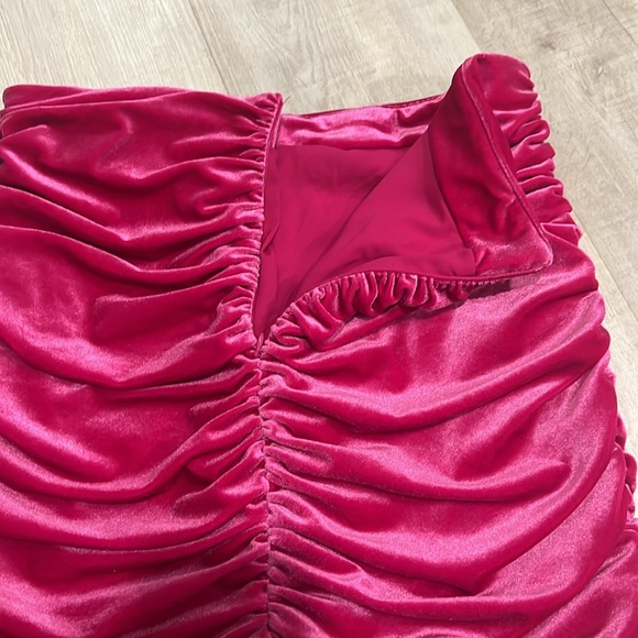 Hot pink Zara mini skirt - Picture 13 of 13